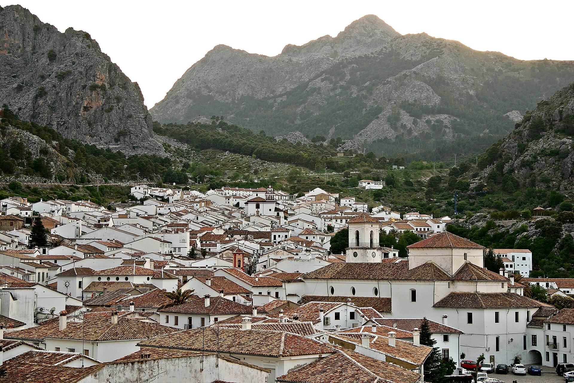 Grazalema (Cádiz) es considerado como uno de los pueblos más lluviosos de España. Fuente: Wikipedia