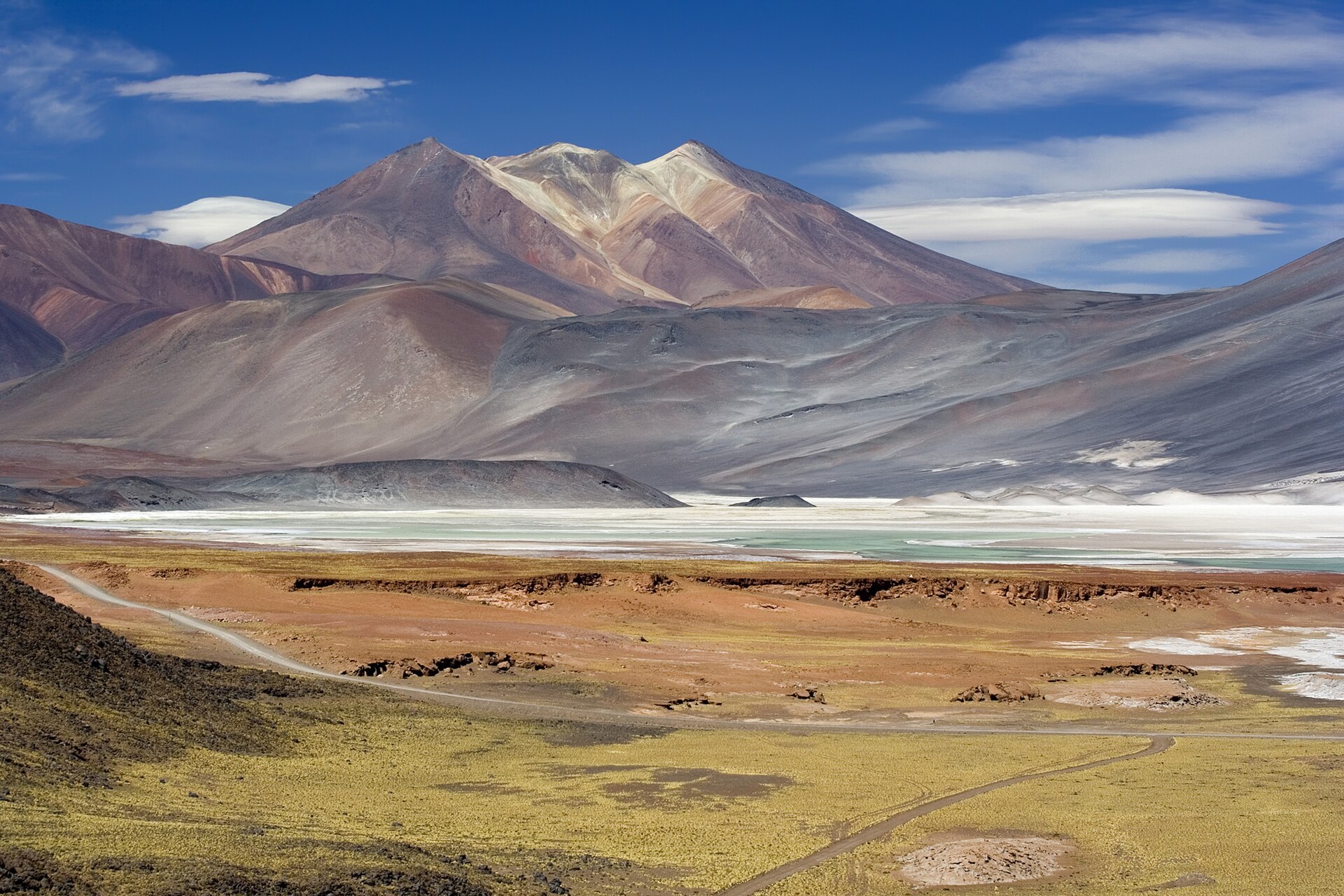 Desierto de Atacama. El efecto Foehn es responsable de algunos de los lugares más áridos de la Tierra. Fuente: Luca Galuzzi
