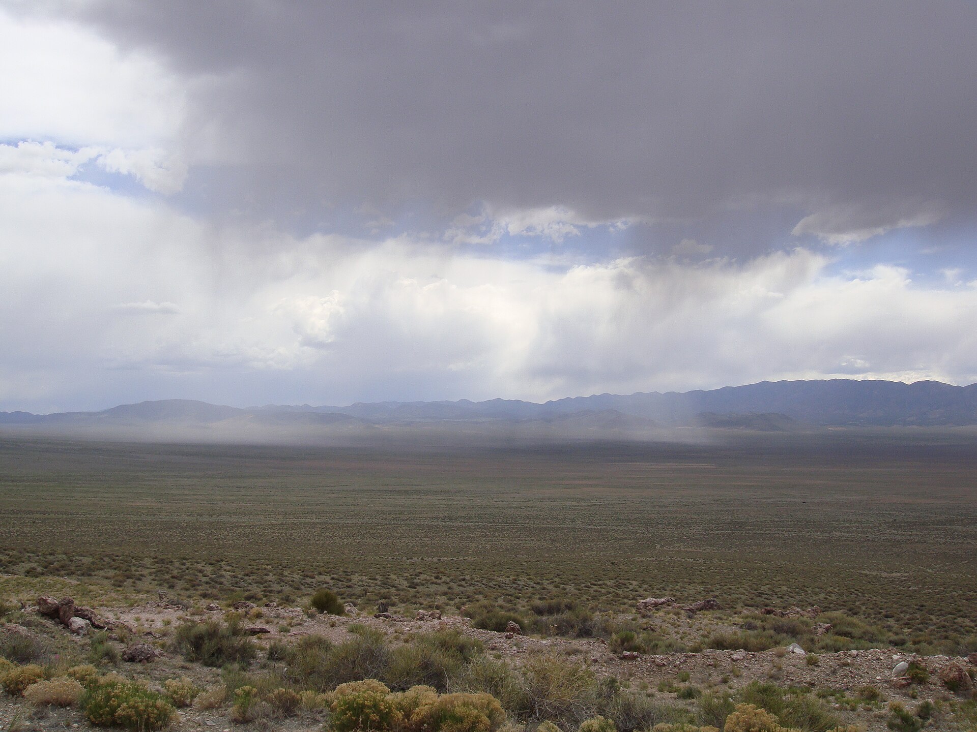 Tormenta eléctrica aislada en Utah (EEUU). Fuente: Qfl247