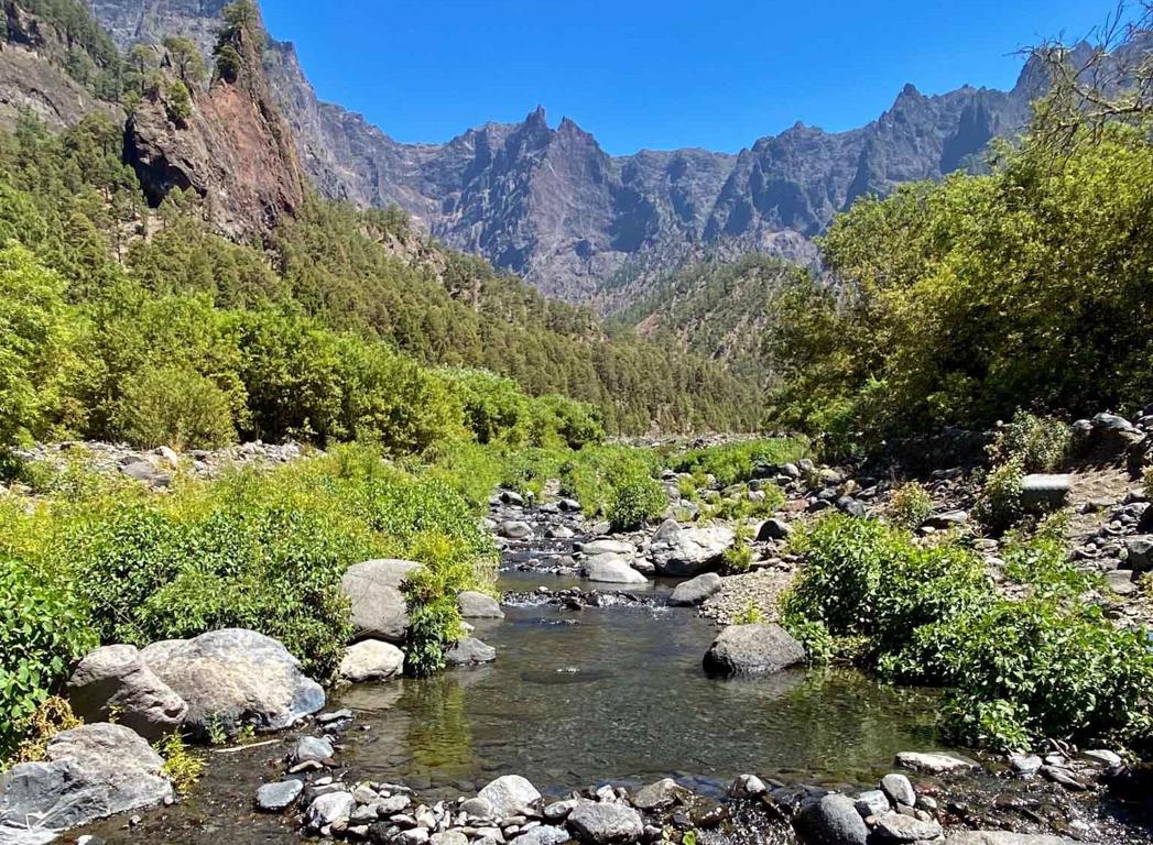Caldera de Taburiente y Cascada de Colores