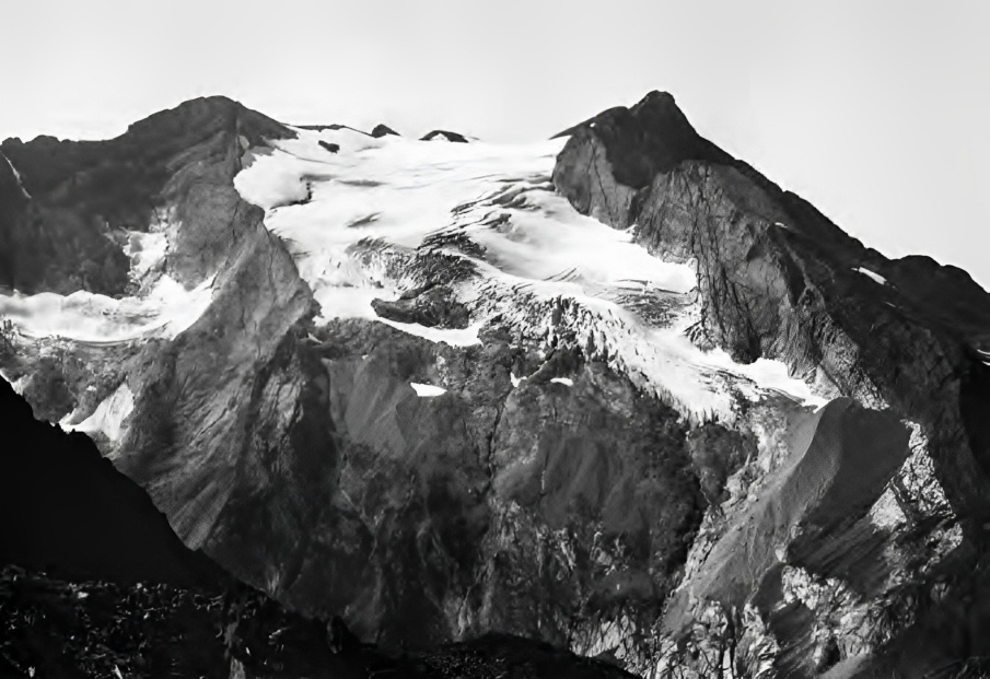 Glaciares Pirenaicos I. Del Balaitús a La Munia