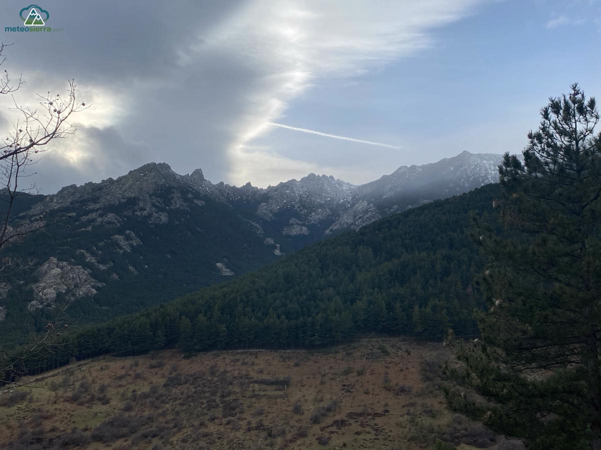 Hueco de San Blas y Circo Glaciar de Hoyo Cerrado